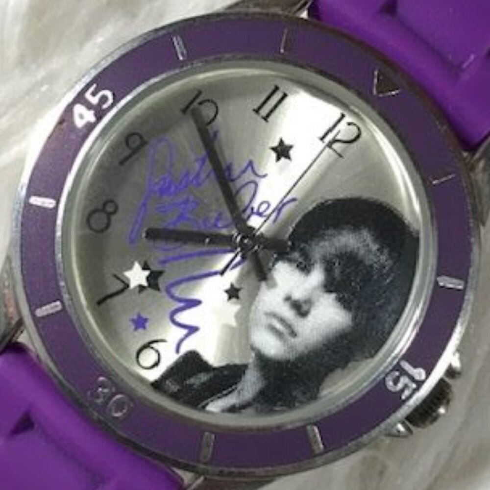 Bravado Justin Bieber Signature Rubber Stainless Steel Back Watch - Picture 2 of 13